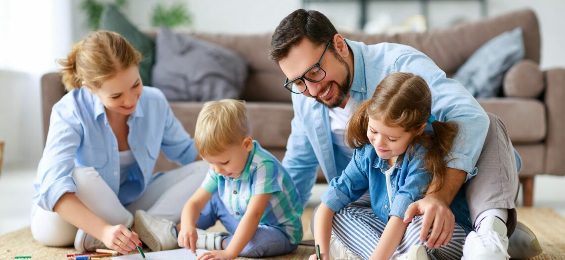 découvrez des activités ludiques et des conseils pratiques pour stimuler la créativité de vos enfants. favorisez leur imagination et leur développement personnel grâce à des jeux, des arts et des projets innovants.